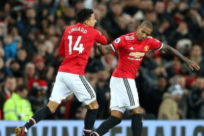 赛事数据-FPX教练压力巨大！，JackeyLove遭遇十二持续失利引发球迷热议-赛事数据